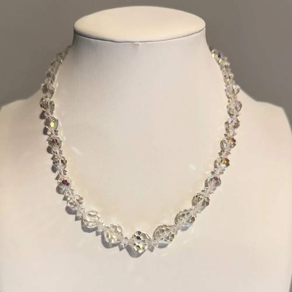 up to 15" VINTAGE LAGNUA, graduated Aurora Borealis crystal beaded necklace! - Picture 10 of 11